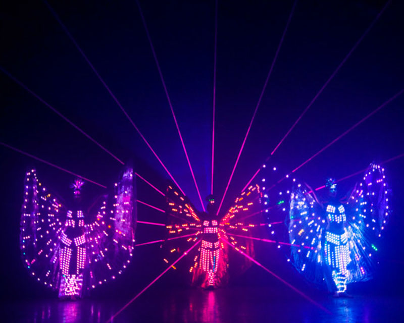 Laser Angels – கண்கவர் லேசர் ஒளி நடன நிகழ்ச்சி performance photo
