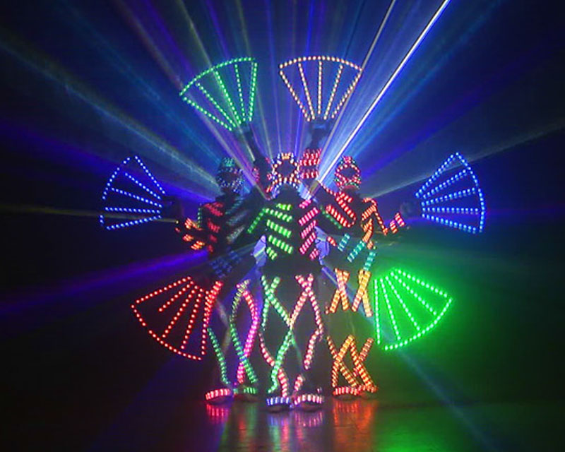 Laser Angels – கண்கவர் லேசர் ஒளி நடன நிகழ்ச்சி performance photo